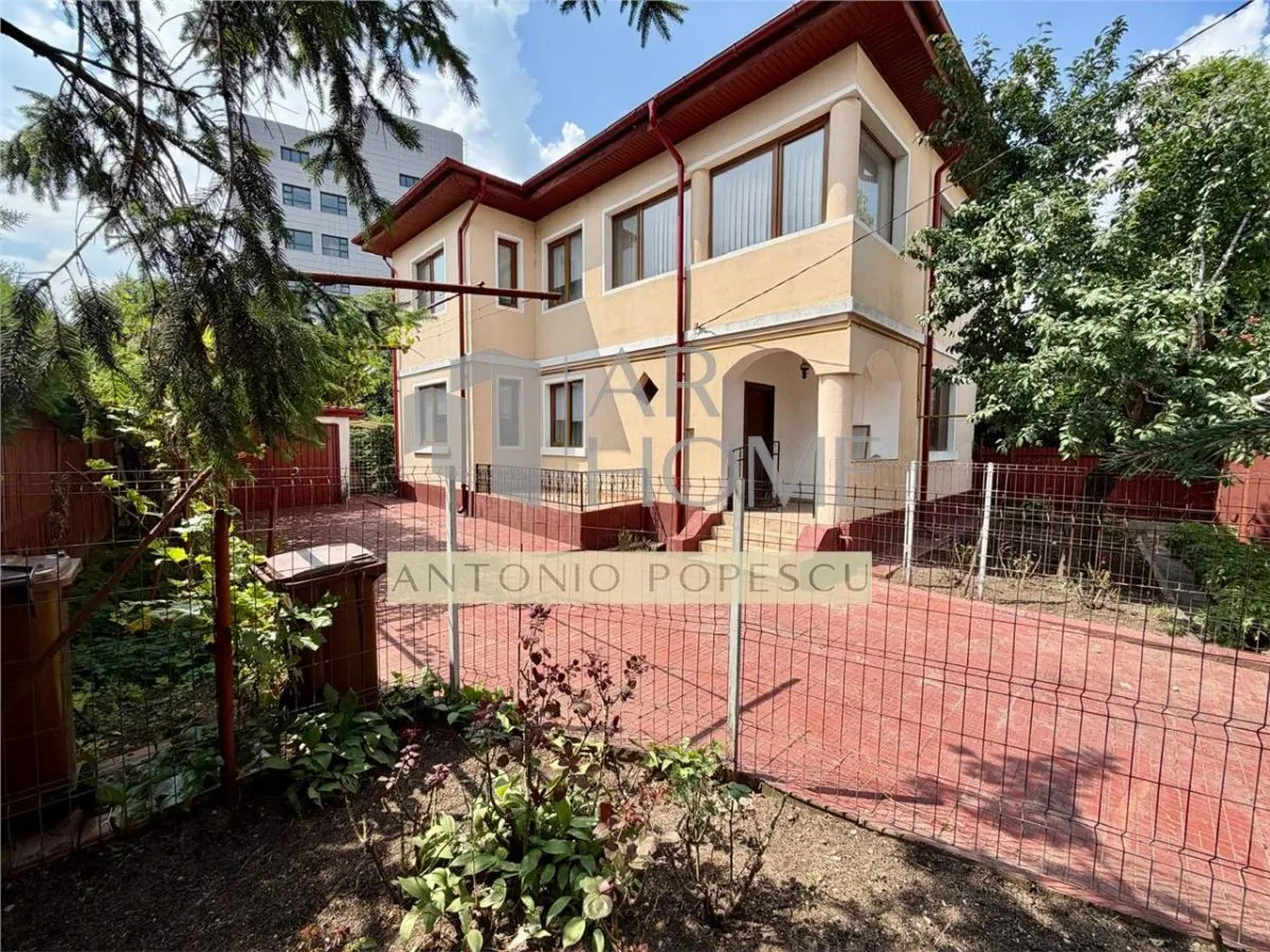 Casa P+1E, in Ploiesti, ultracentral. - foto 2