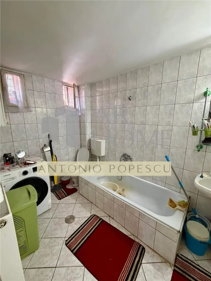 Casa P+1E, in Ploiesti, ultracentral. - foto 13