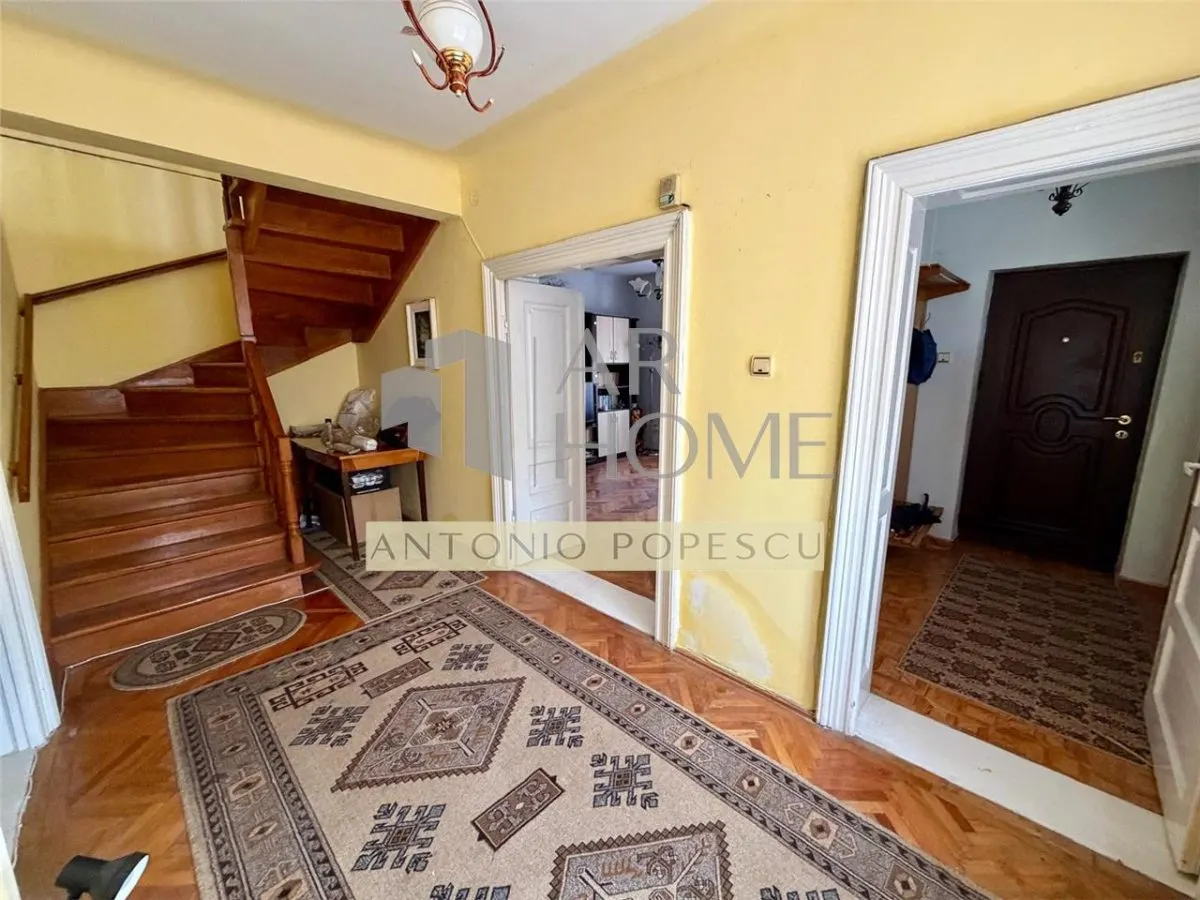 Casa P+1E, in Ploiesti, ultracentral. - foto 19