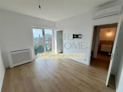 Apartament 2 camere, 2 bai, partial mobilat, Ploiesti,zona Democratiei - foto 9