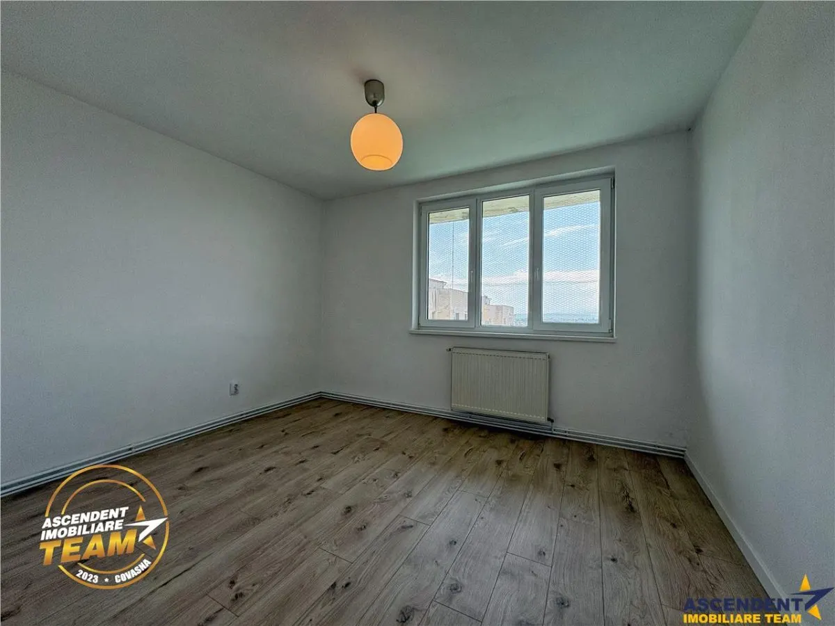 FILM &Tur 3D! Apartament cu 2 camere, decomandat, Simeria, Sfantu Gheorghe - foto 9