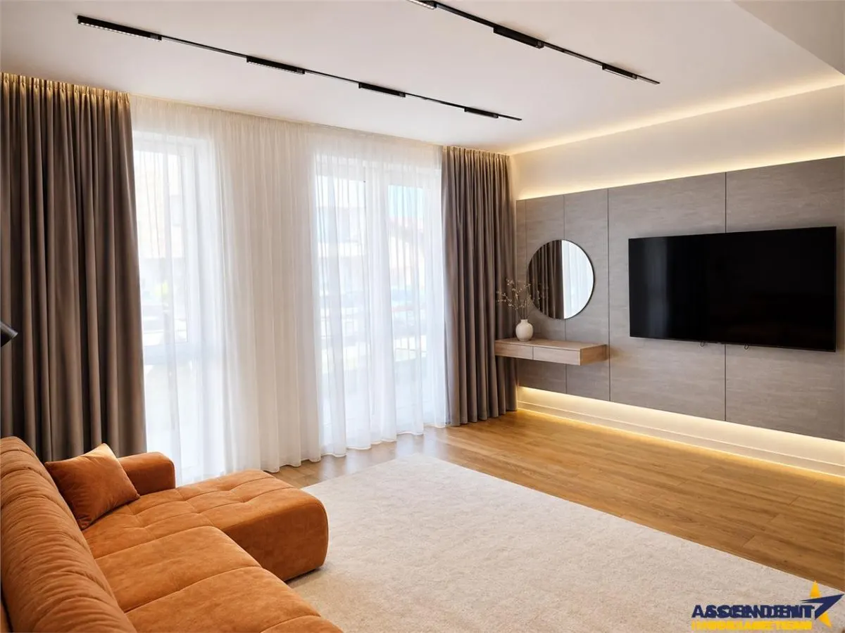 Prima inchiriere! Apartament doua camere, Uno Residence Brasov - foto 1