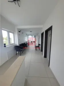 Spatii Comerciale Moderne, Pretabile pentru Birouri/Cabinete/Cosmetica sau Alte Activitati, Cu Preturi de la 300 Euro/luna  | Cumpana - Cumpana