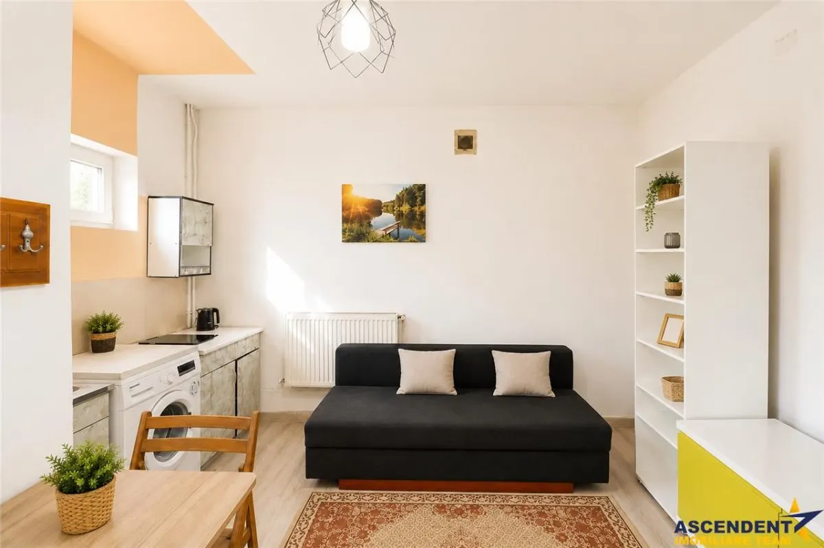 Garsoniera in vila, baie si bucatarie proprie, acces aproape independent, finisaje noi, investitie sau locuinta personala. - foto 3