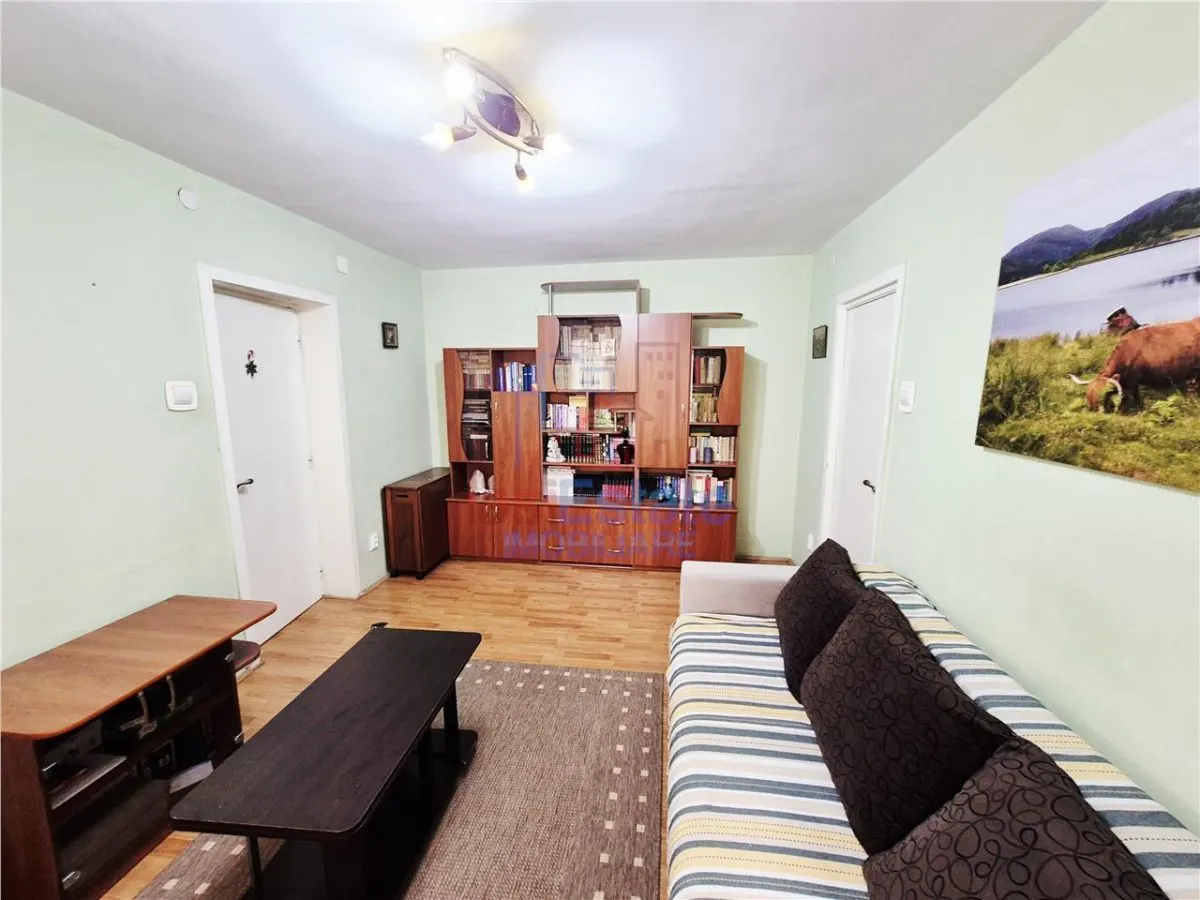 Apartament cu 3 camere in Podu Ros - foto 2