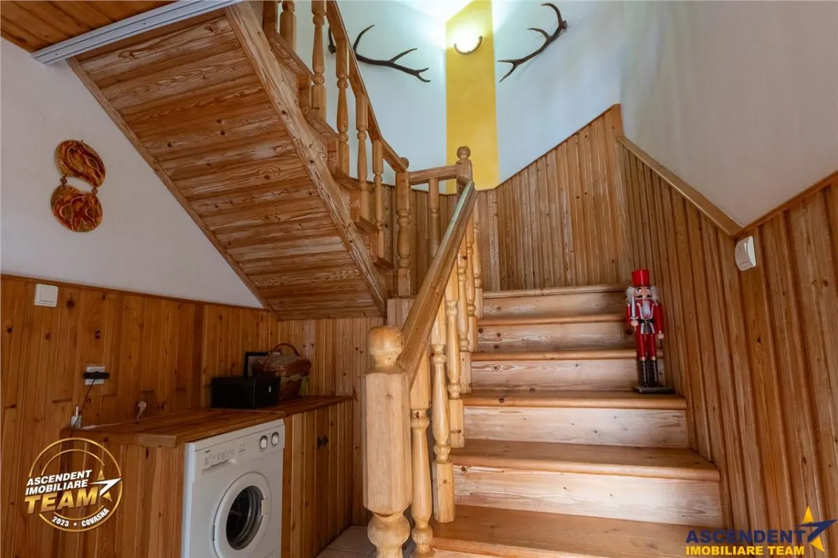 Proprietate premiata Casa Anului, cu placheta oficiala, Covasna: eleganta si autenticitate. - foto 20