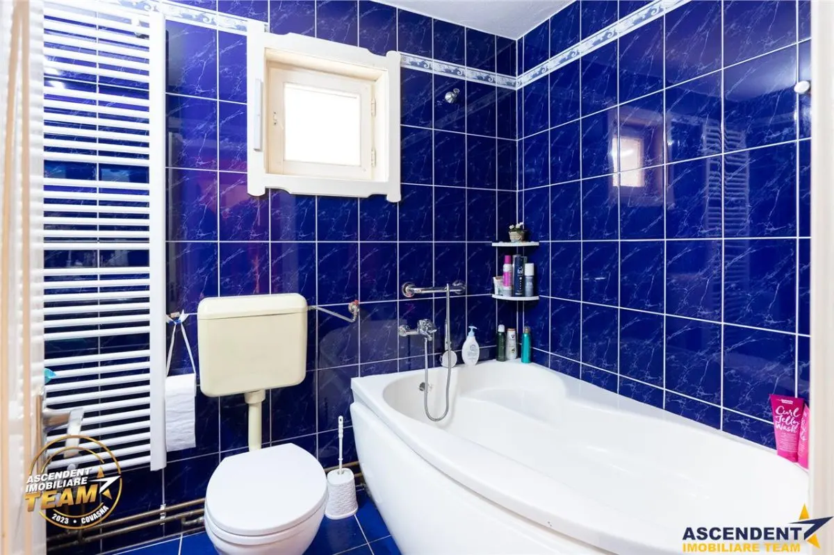 Proprietate premiata Casa Anului, cu placheta oficiala, Covasna: eleganta si autenticitate. - foto 23