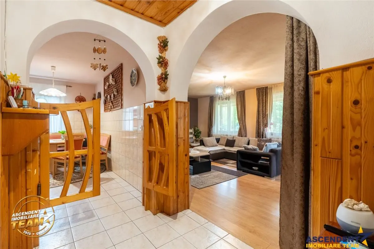 Proprietate premiata Casa Anului, cu placheta oficiala, Covasna: eleganta si autenticitate. - foto 6