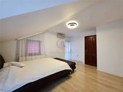 Vila, Cerneteaz, Teren Generos, Casa de Oaspeti, Beci, Garaj - foto 16