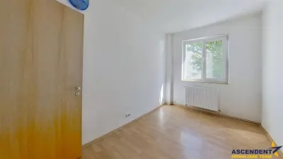 Proprietate, decomandat structurata, etaj1, pe 3 camere, Sacele, Brasov - foto 9