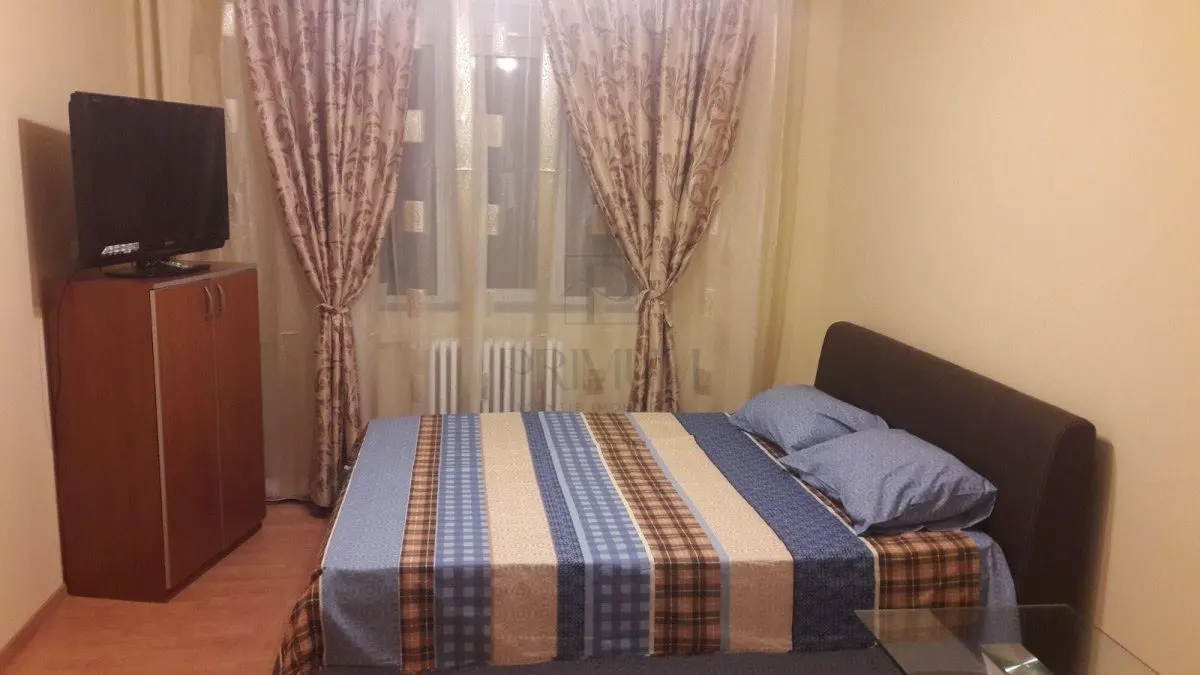 LIPOVEI - APARTAMENT 1 CAMERA - mobilat,utilat, decomandat - foto 1