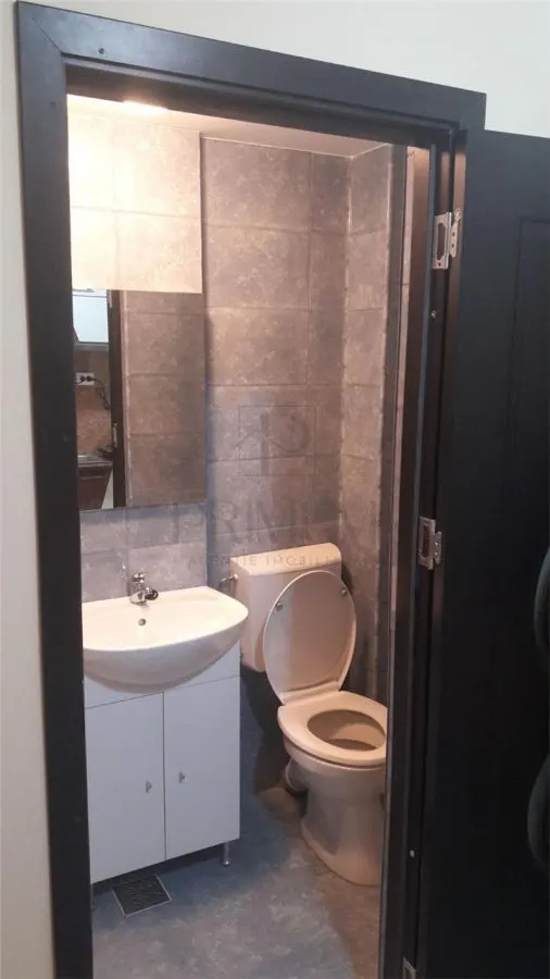 LIPOVEI - APARTAMENT 1 CAMERA - mobilat,utilat, decomandat - foto 7