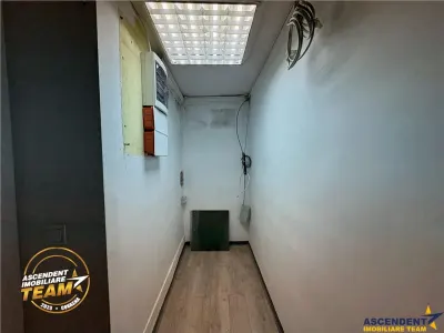 Locatie centrala cu front stradal amplu, ideala pentru birou, sediu firma sau spatiu comercial, Sfantu Gheorghe. - foto 18