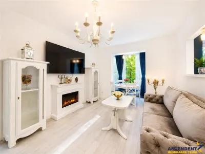 Rezidential/ Investitional, renovat,echipat,  etaj 2, design cu detalii unice,Centrul Civic - Brasov