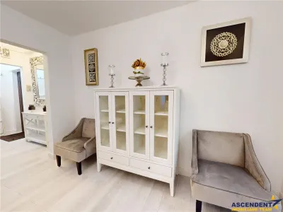 Rezidential/ Investitional, renovat,echipat,  etaj 2, design cu detalii unice,Centrul Civic - foto 5
