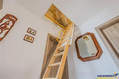 Distinsa, mobilata, echipata, gradina, curte, locuri parcare, Ghimbav, Brasov - foto 24