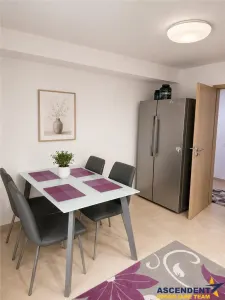Apartament 4 camere, 98 mp utili, mobilat, utilat, Scriitorilor, Brasov - foto 2