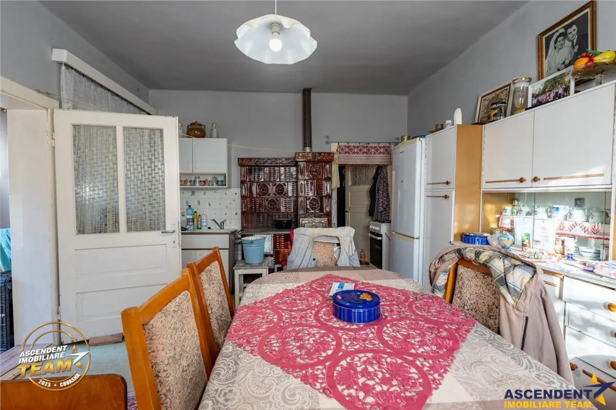 Casa de locuit in Martanus cu 660mp teren roditor,  Covasna - foto 9