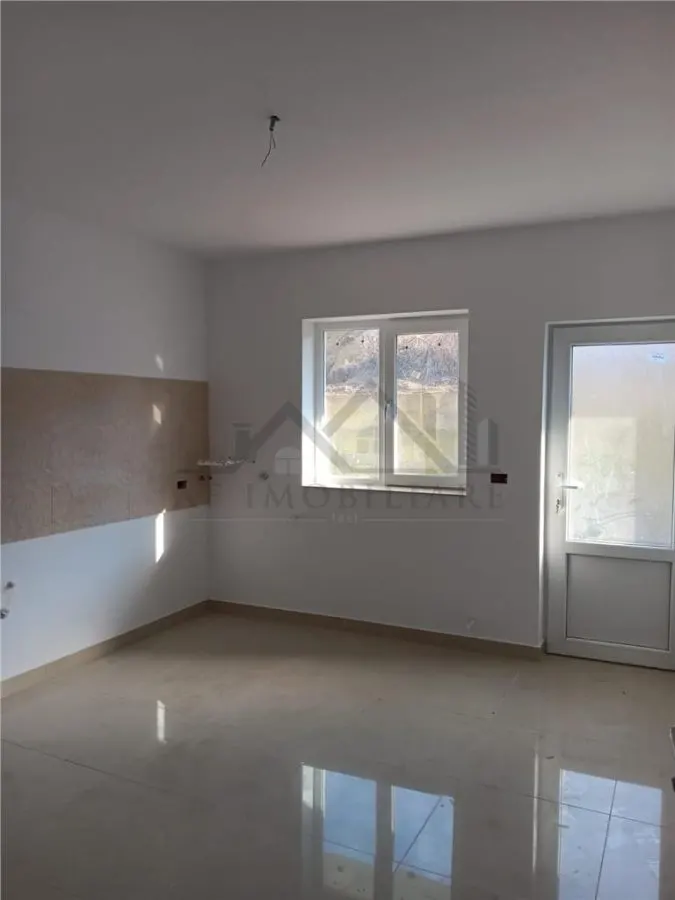 Zona Visani, vila noua, P+1 tip duplex, su-100mp t-200mp toate utilitatile - foto 15