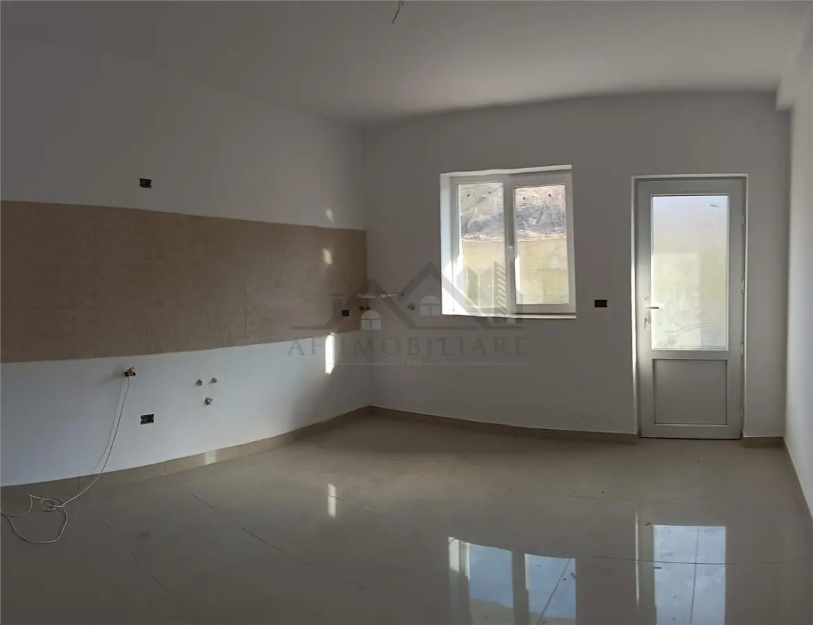 Zona Visani, vila noua, P+1 tip duplex, su-100mp t-200mp toate utilitatile - foto 5
