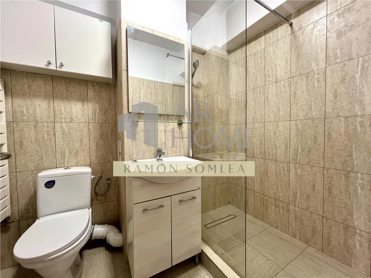 Apartament 3 camere, decomandat, ultracentral, Ploiesti - foto 11
