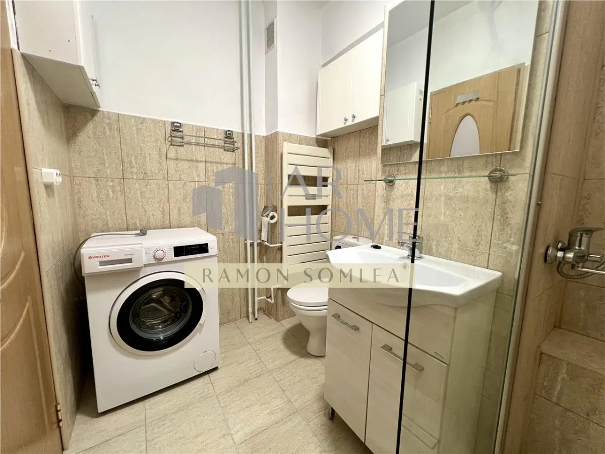 Apartament 3 camere, decomandat, ultracentral, Ploiesti - foto 12