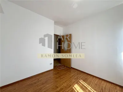 Apartament 3 camere, decomandat, ultracentral, Ploiesti - foto 4