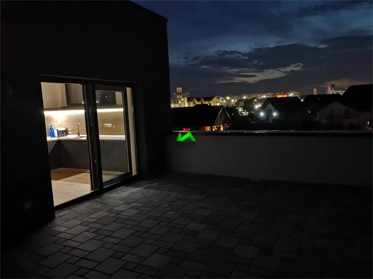 Casa individuala de vanzare 7 camere Sibiu Selimbar - foto 16