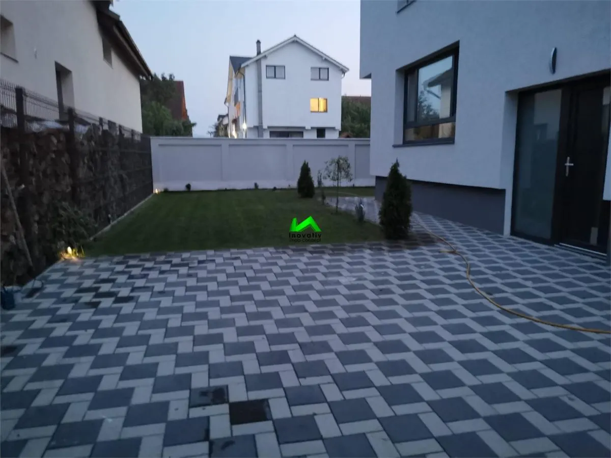 Casa individuala de vanzare 7 camere Sibiu Selimbar - foto 18