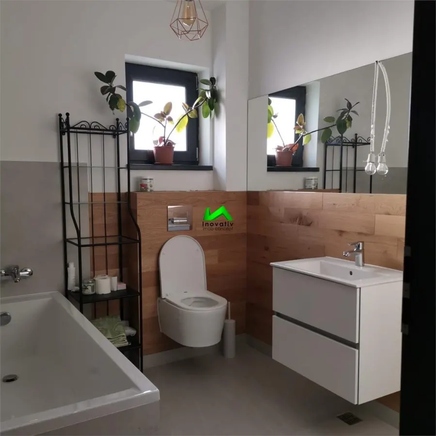 Casa individuala de vanzare 7 camere Sibiu Selimbar - foto 6