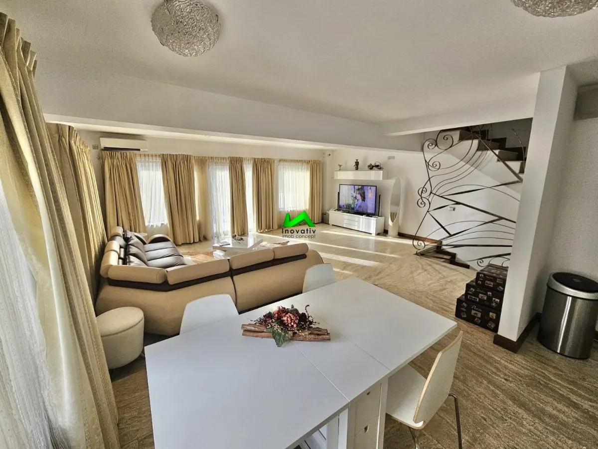 Casa de vanzare  TOWNHOUSE garaj Sibiu Strand - foto 3
