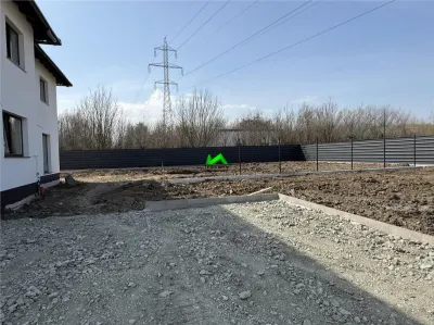 Casa de vanzare 4 camere 420mp teren Sibiu Selimbar - foto 2