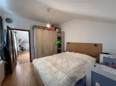 Apartament de vanzare 3 camere Selimbar Triajului - foto 2