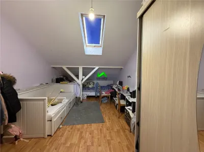 Apartament de vanzare 3 camere Selimbar Triajului - foto 3