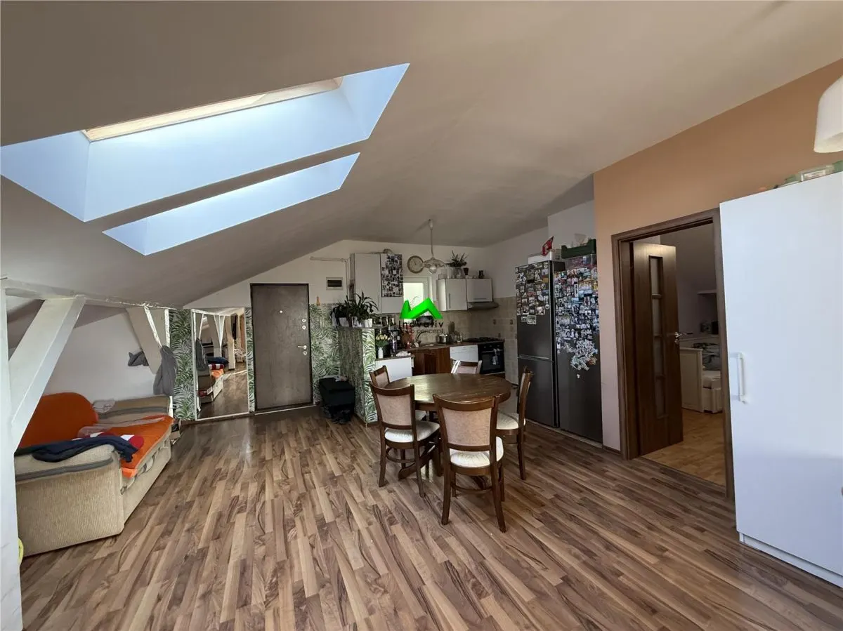 Apartament de vanzare 3 camere Selimbar Triajului - foto 4