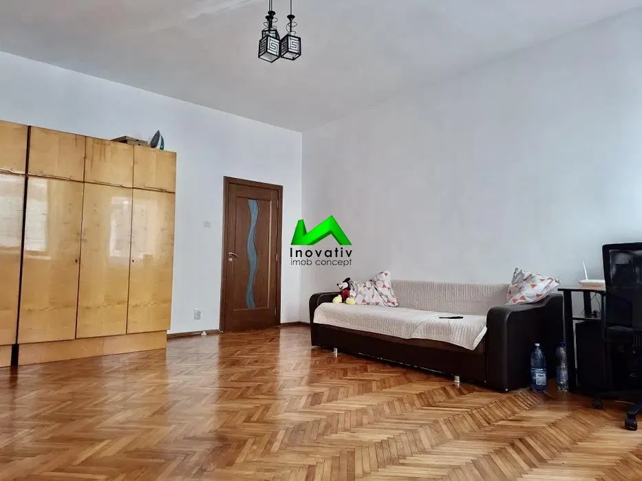 Apartament de vanzare 2 camere pivnita Sibiu Constitutiei - foto 2