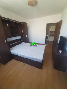 Apartament de vanzare 3 camere pivniță Sibiu Mihai Viteazul - foto 9