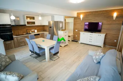 Apartament de vanzare 3 camere 2 bai Sibiu Liviu Ciulei - foto 1