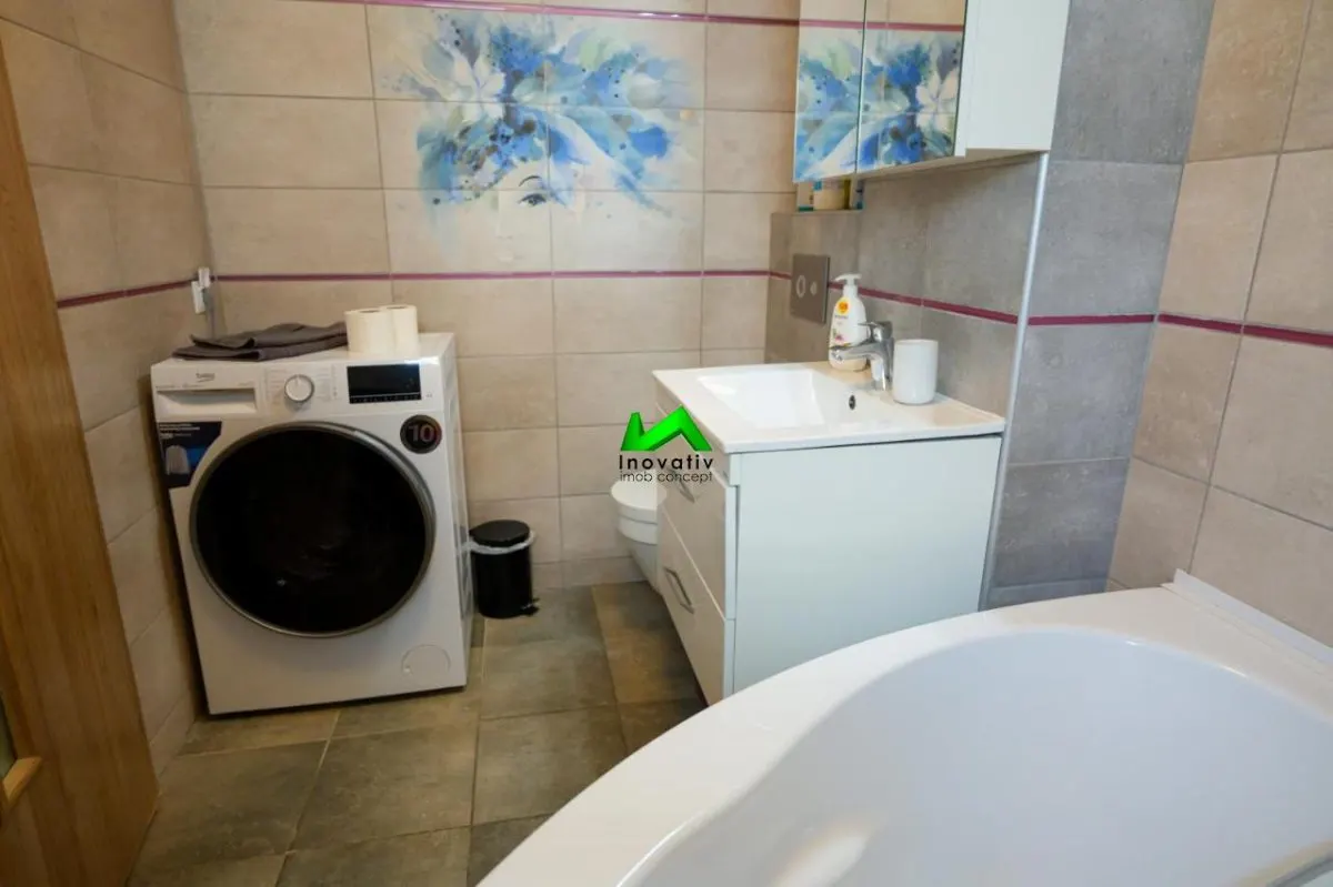 Apartament de vanzare 3 camere 2 bai Sibiu Liviu Ciulei - foto 7