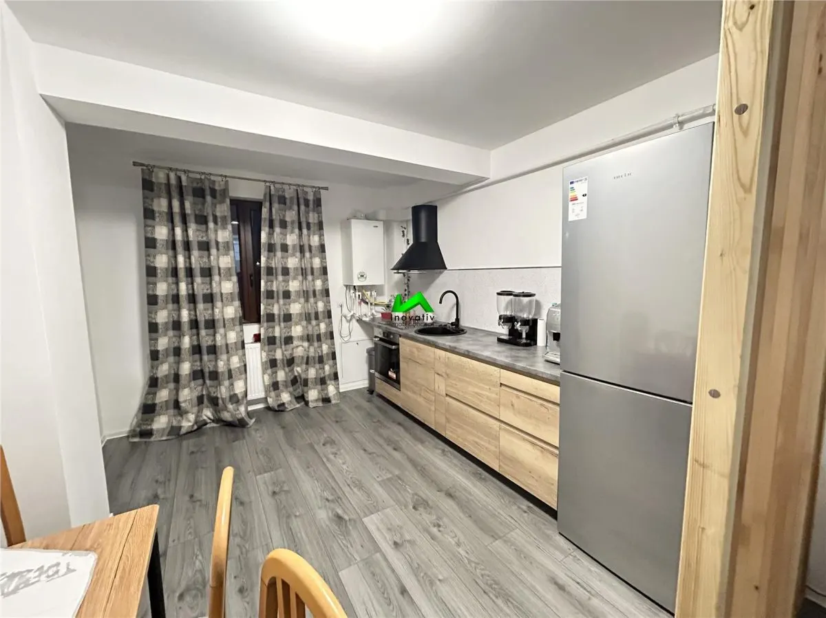 Apartament de inchiriat 3 camere balcon Sibiu Doamna Stanca - foto 2