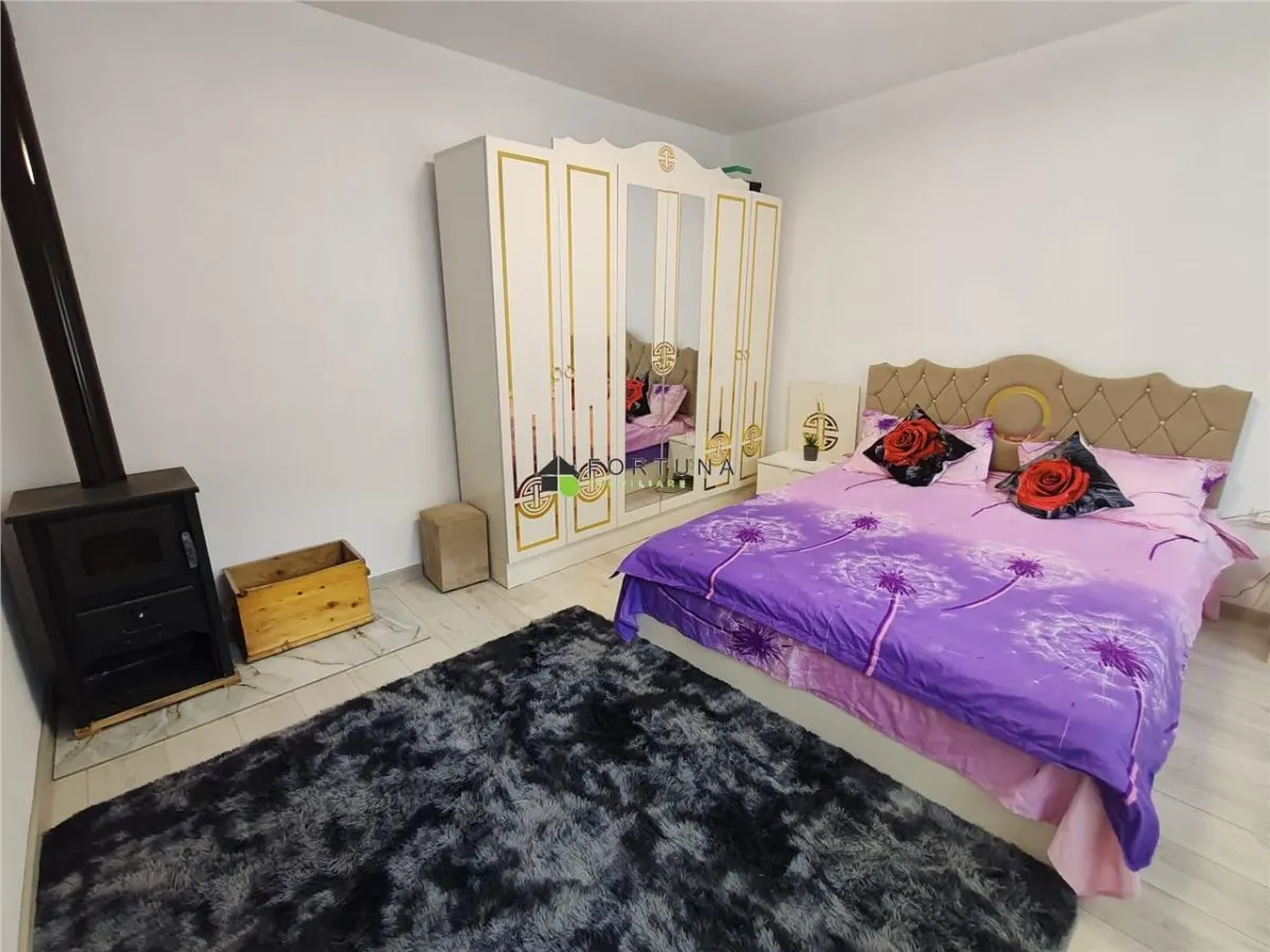 Casa Zizin , 221 mp teren , renovata - foto 8