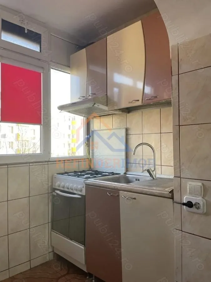 Apartament de vanzare cu 3 camere, zona Barca,68mp - foto 4