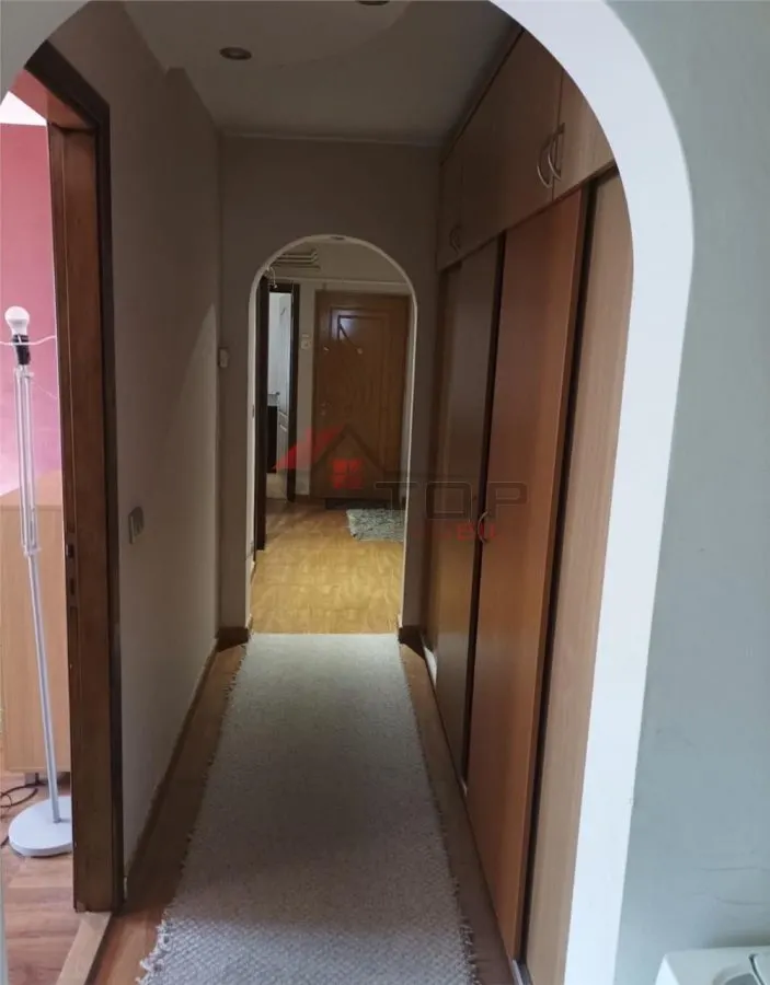 Apartament 3 camere decomandat, 2 bai, etajul 2- Nicolina - foto 3