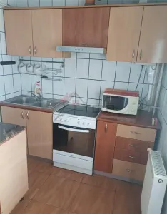Apartament 3 camere decomandat, 2 bai, etajul 2- Nicolina - foto 6