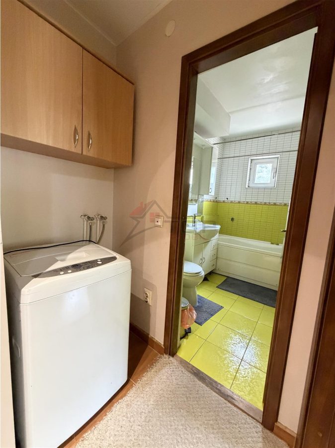 Apartament 3 camere decomandat, 2 bai, etajul 2- Nicolina - foto 9