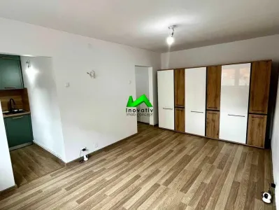 Garsoniera spatiosa birou de inchiriat Sibiu Bld Victoriei - Sibiu