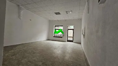 Spatiu comercial de inchiriat 58 mp Sibiu Ultracentral - foto 2