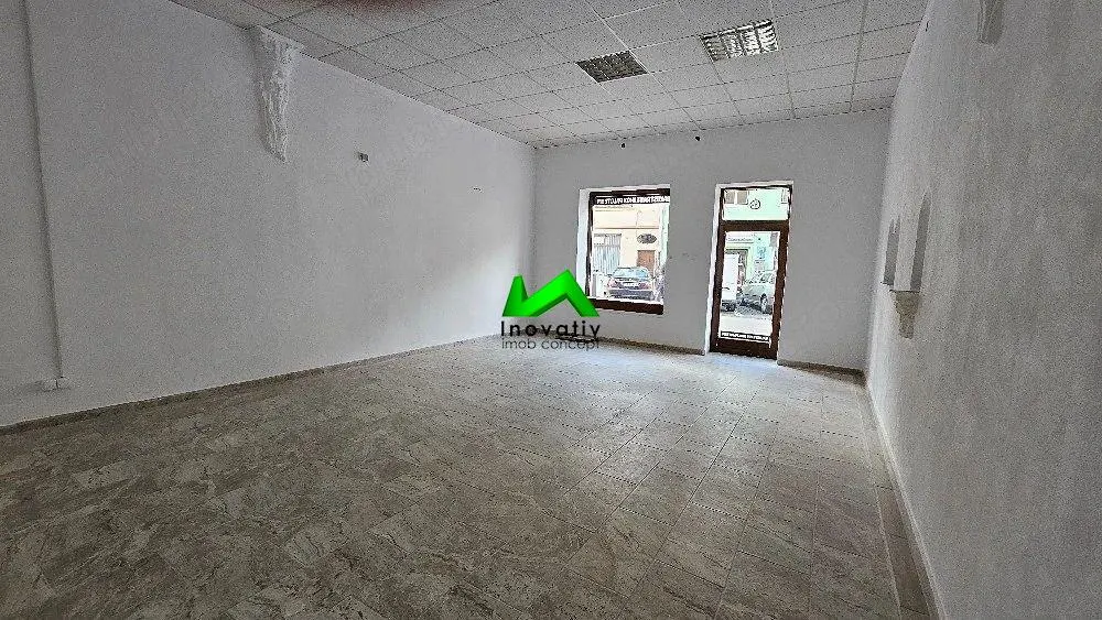 Spatiu comercial de inchiriat 58 mp Sibiu Ultracentral - foto 3