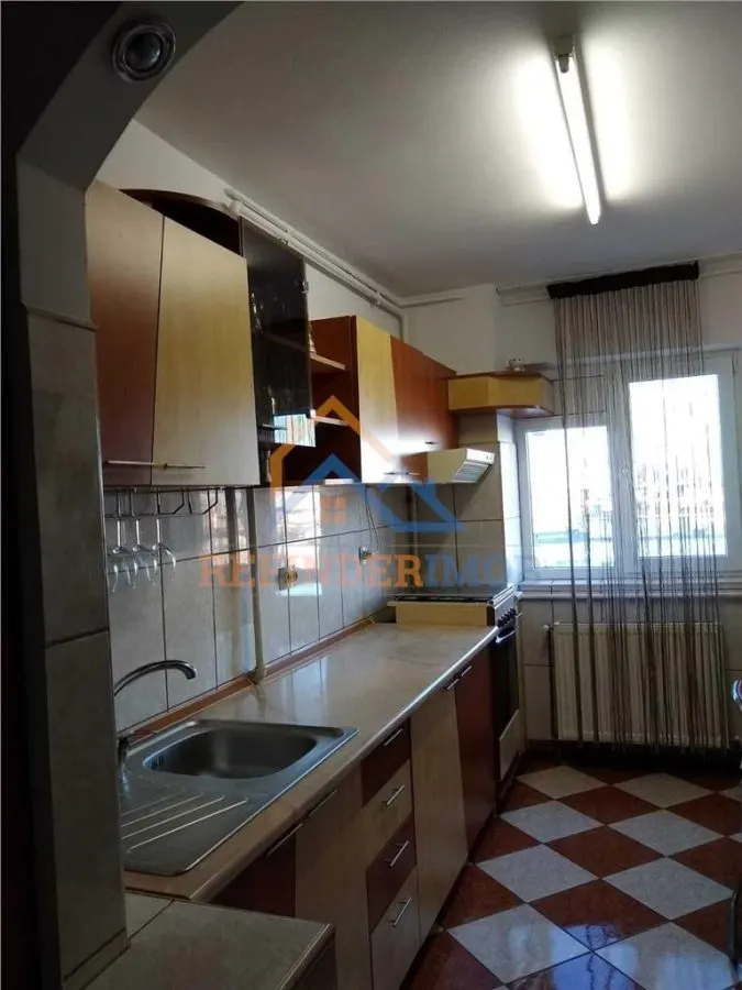 Apartament de vanzare cu 2 camere, Sebastian,53mp - foto 3