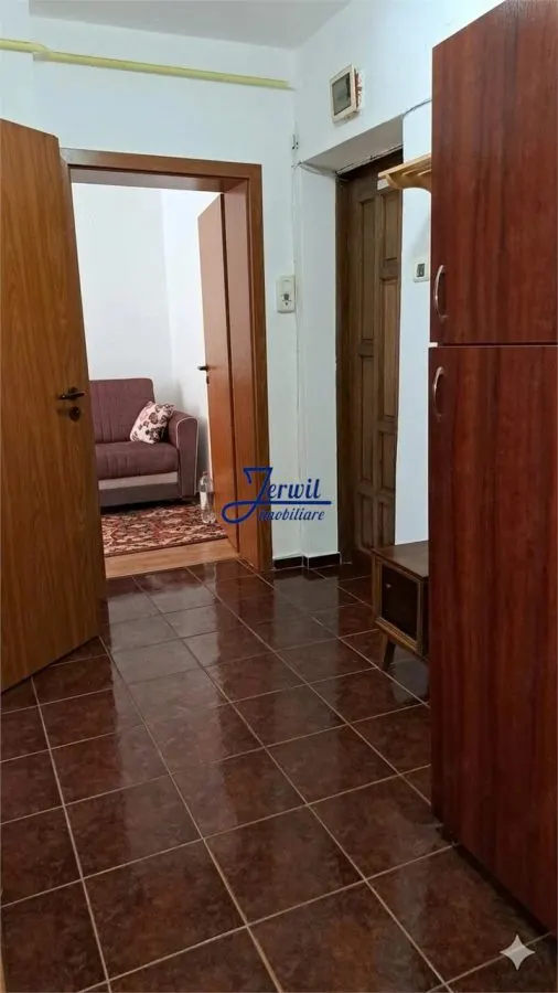 Ap. 3 camere, zona Centru - foto 4